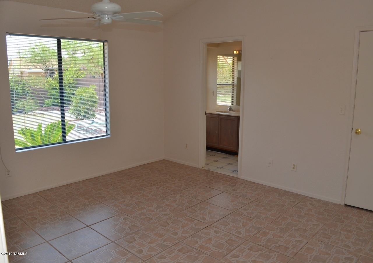 4801 W Waterbuck Drive