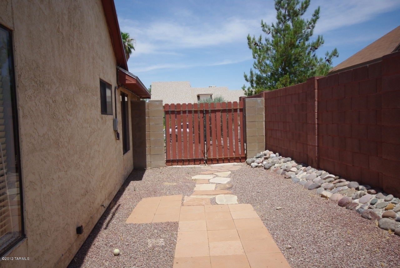 4801 W Waterbuck Drive