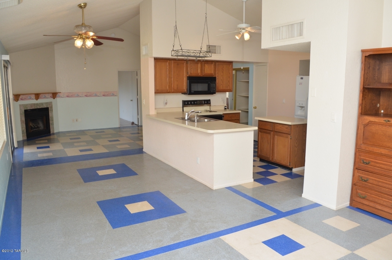 4801 W Waterbuck Drive