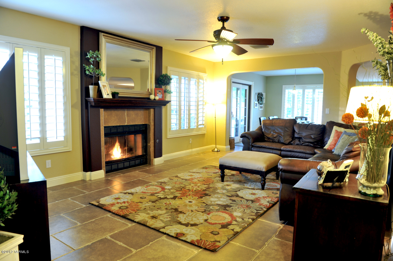 12569 N Wayfarer Way