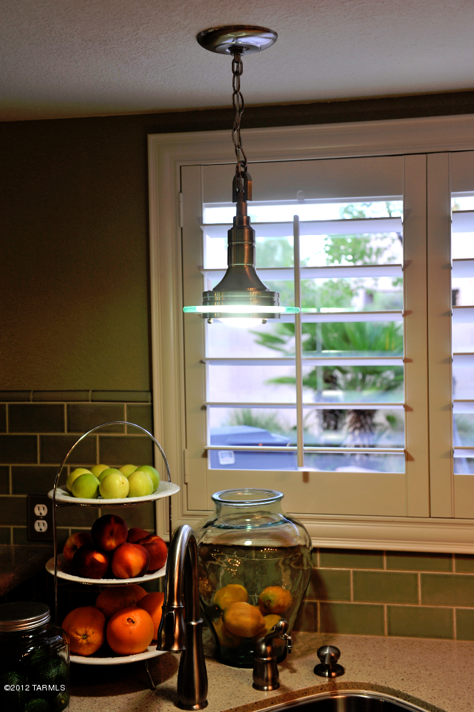 12569 N Wayfarer Way