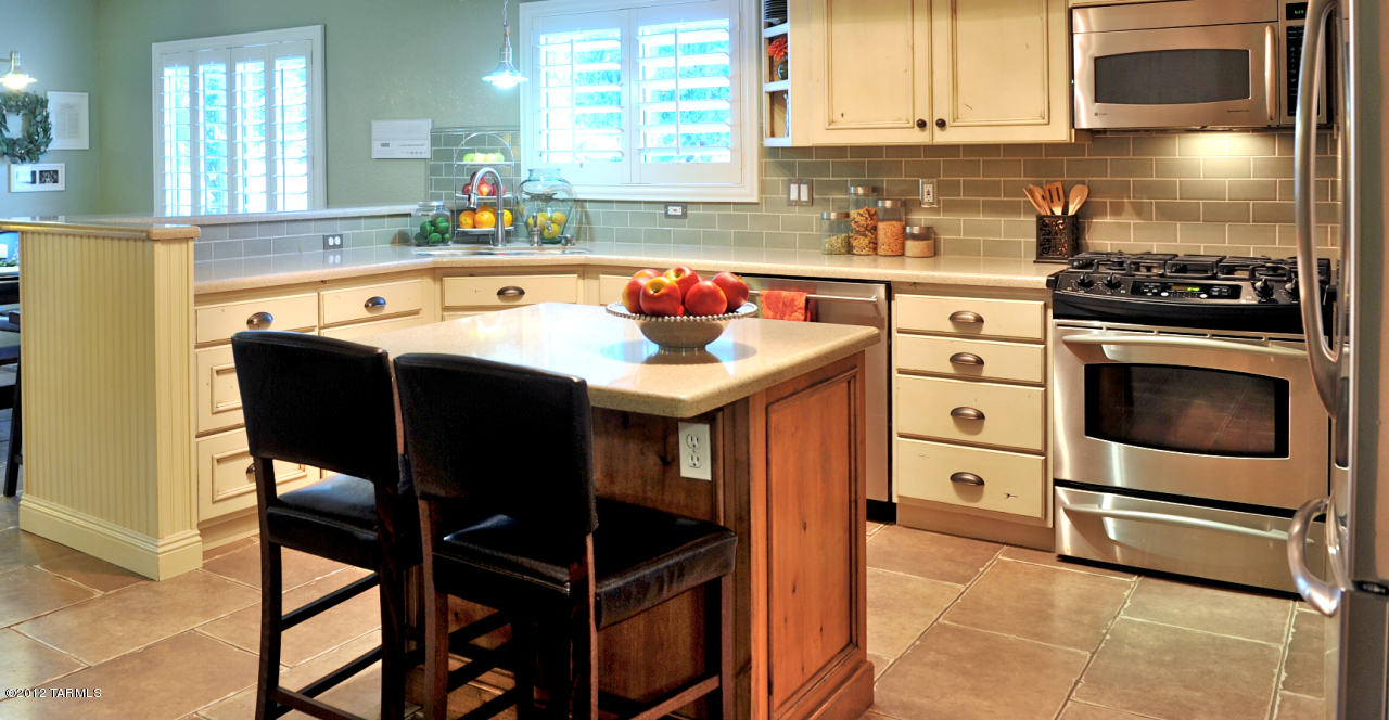 12569 N Wayfarer Way