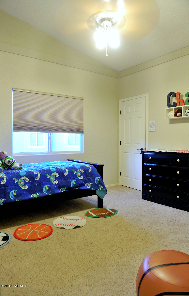 12569 N Wayfarer Way