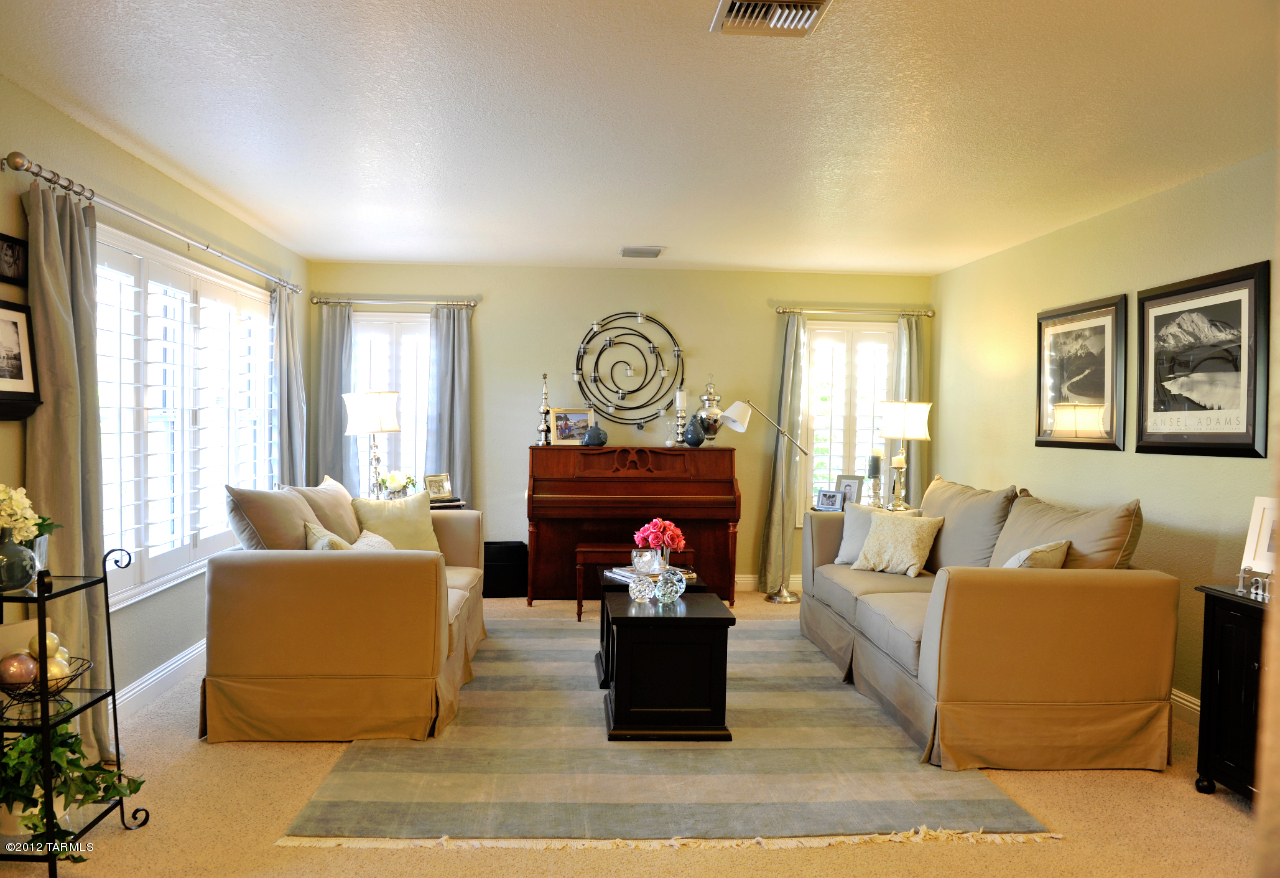 12569 N Wayfarer Way