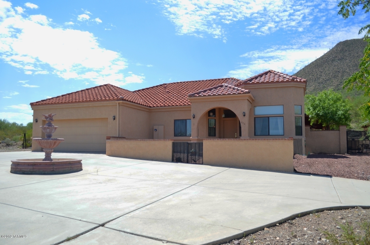 870 N Windbell Circle