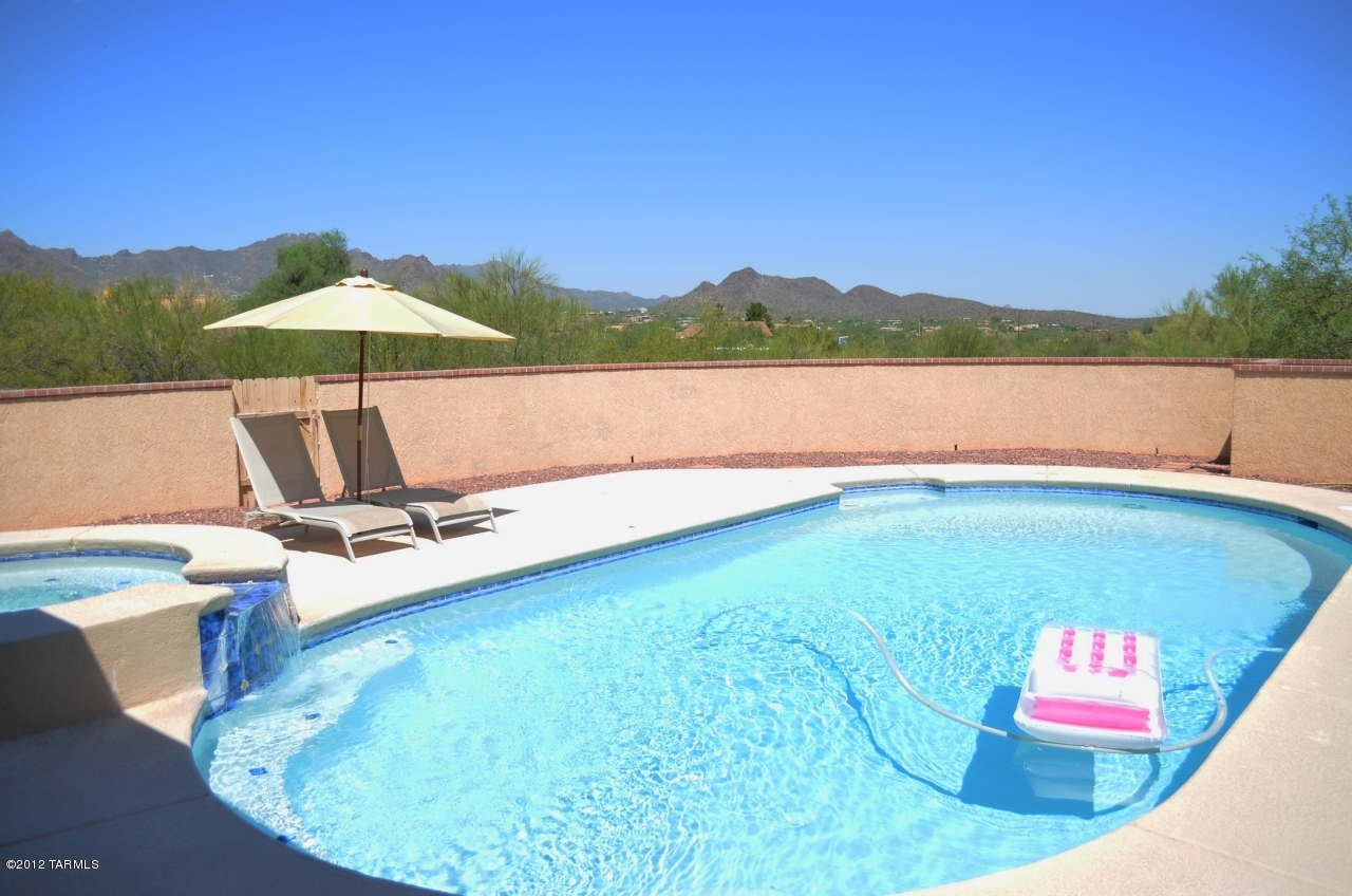 870 N Windbell Circle