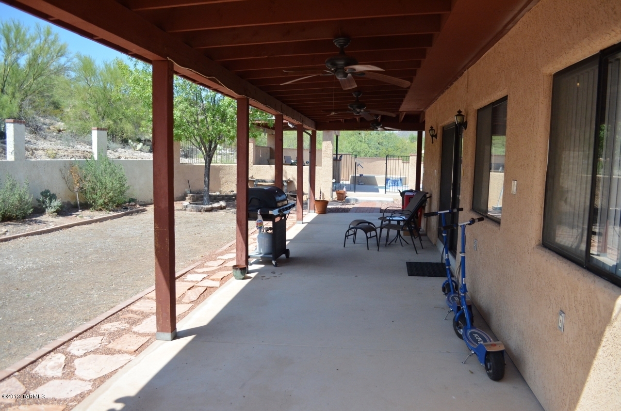 870 N Windbell Circle