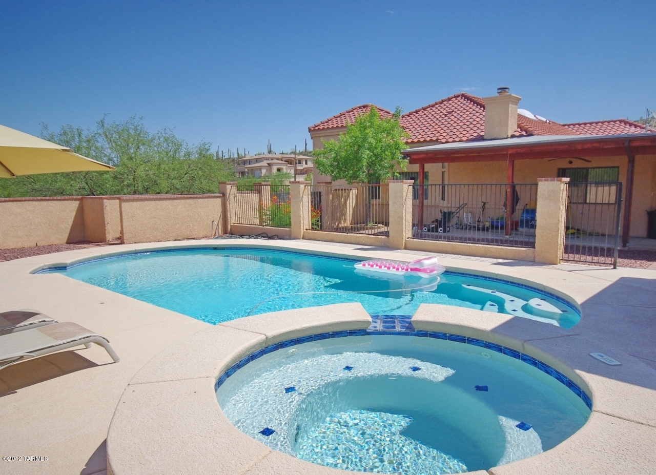 870 N Windbell Circle