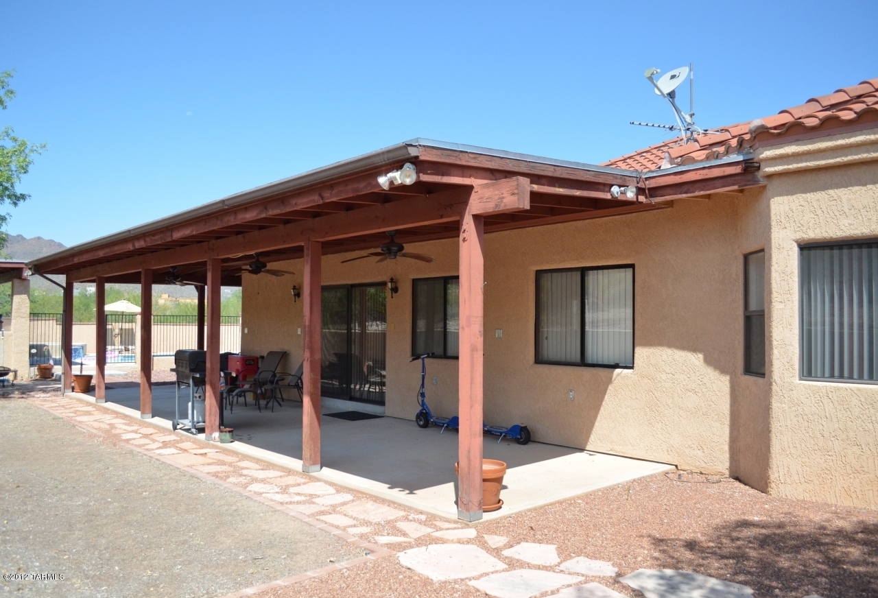 870 N Windbell Circle