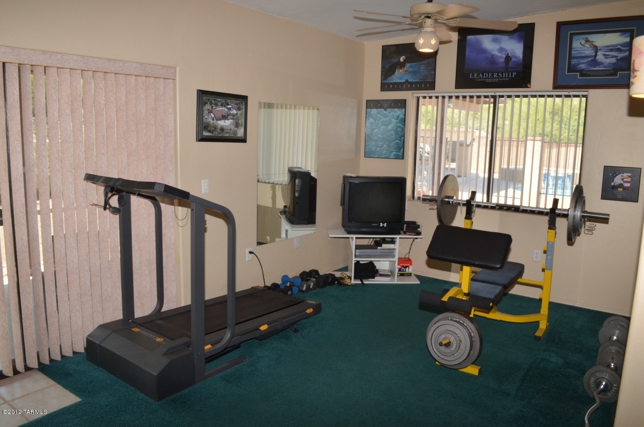 870 N Windbell Circle