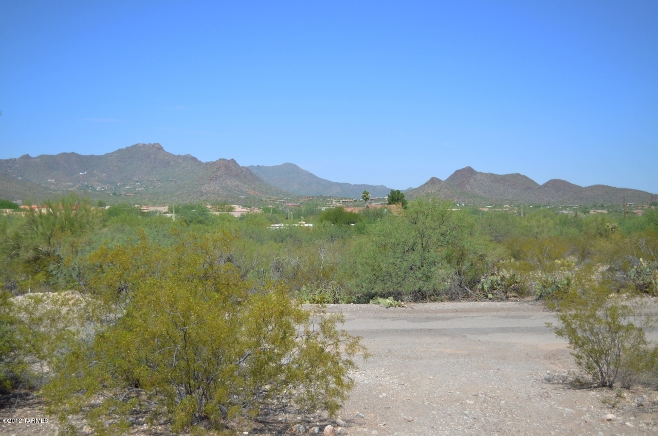 870 N Windbell Circle