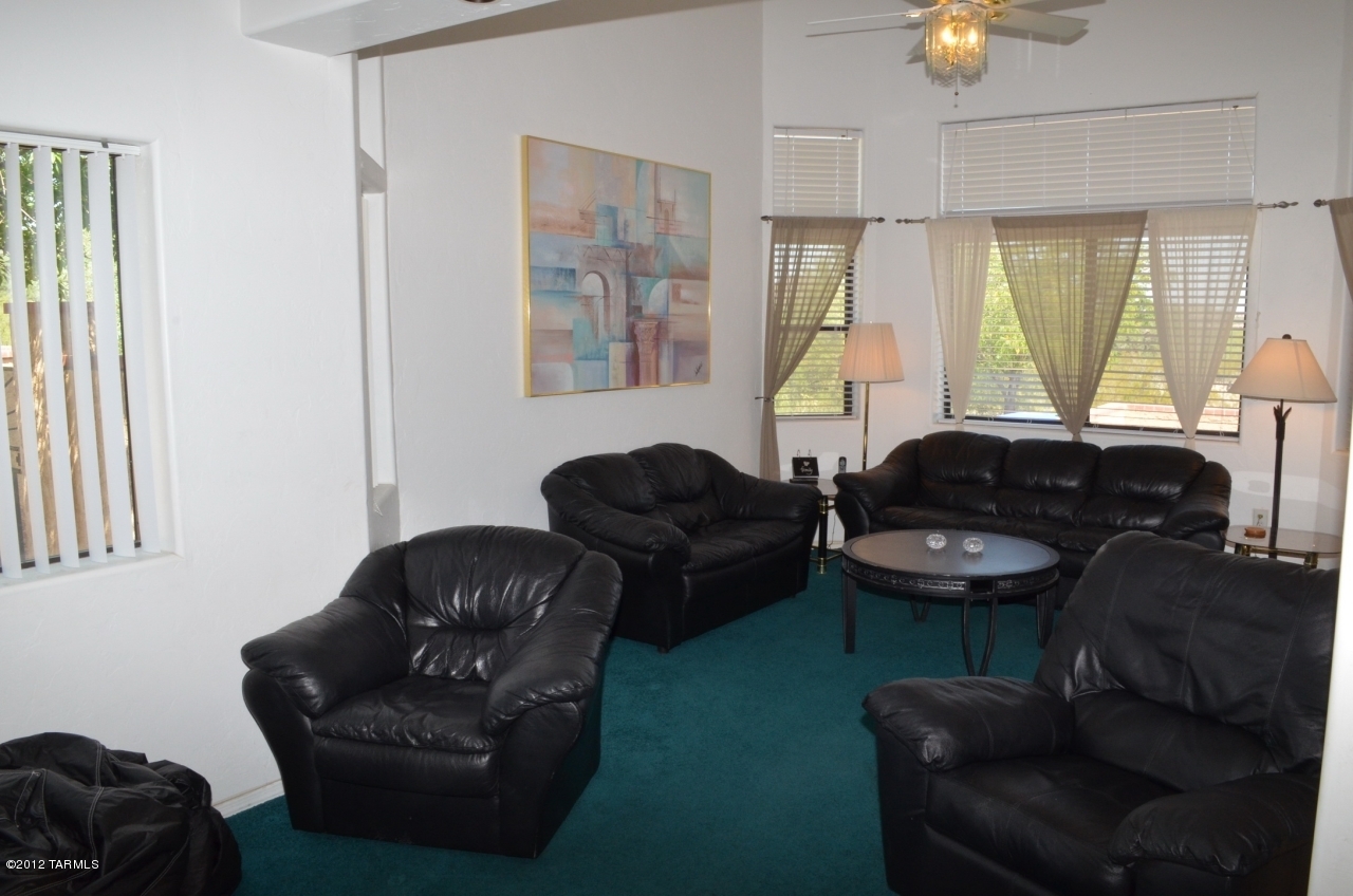 870 N Windbell Circle