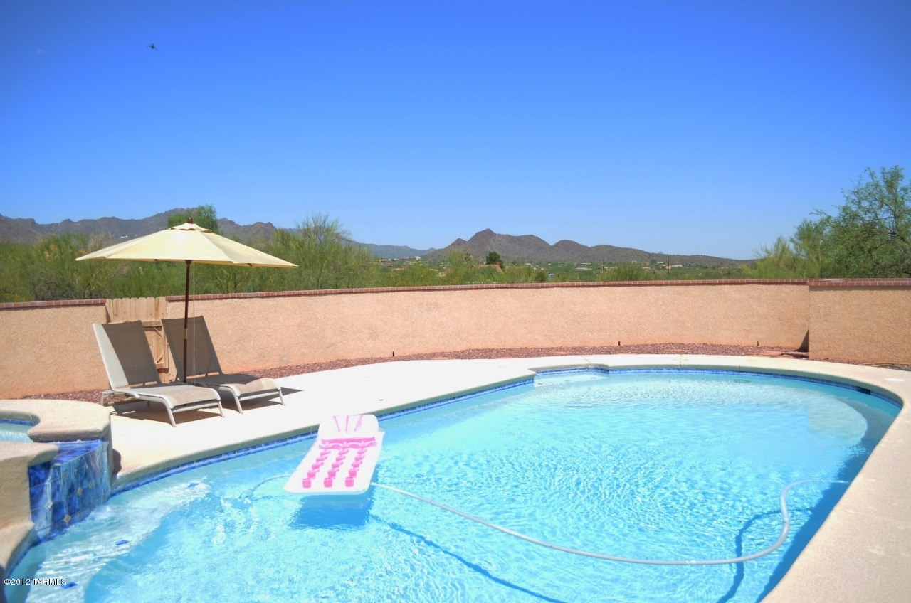 870 N Windbell Circle