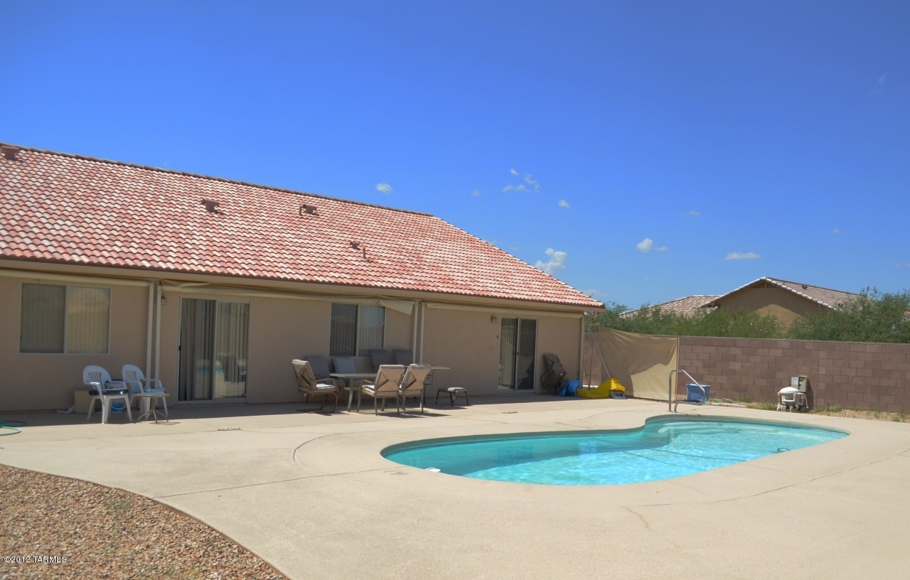 7026 W Resthaven Place