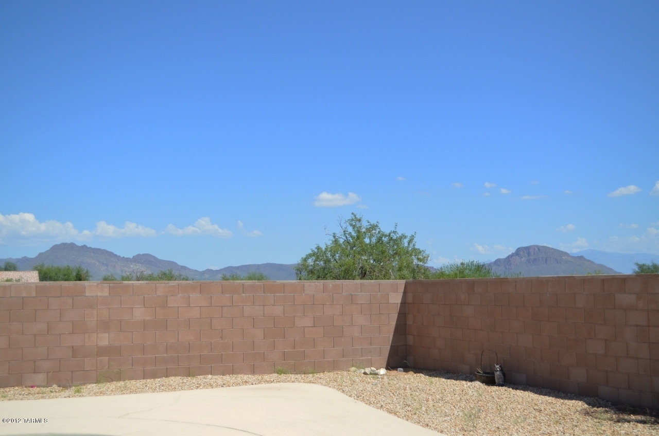 7026 W Resthaven Place