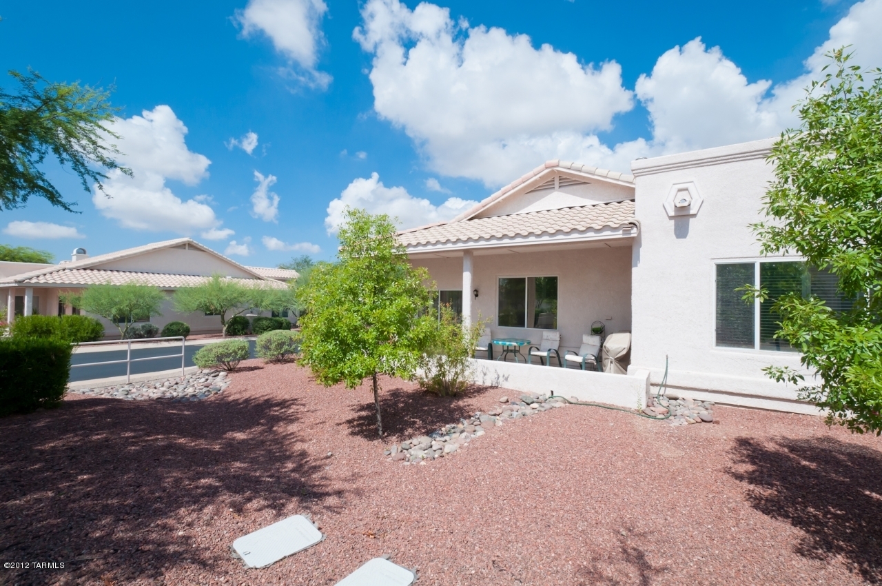 1497 W Carmel Pointe Drive