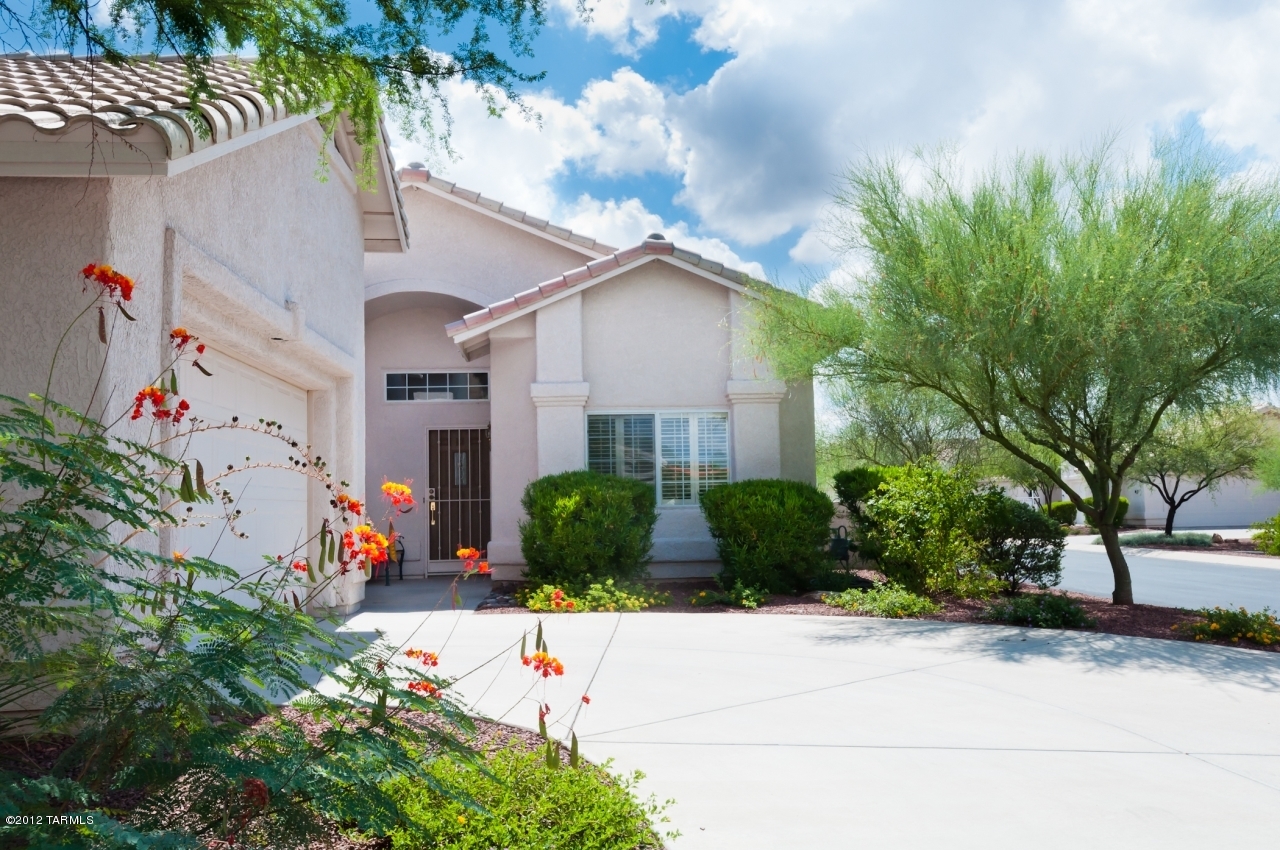 1497 W Carmel Pointe Drive