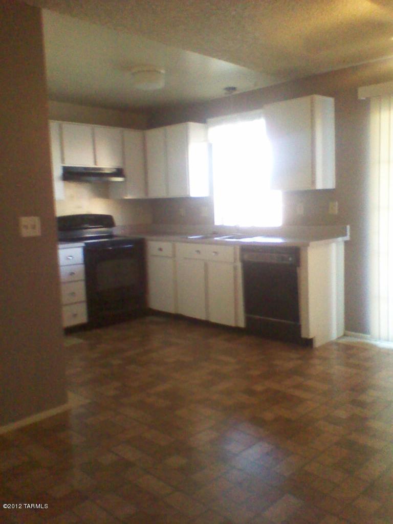 7227 E Bellingham Drive