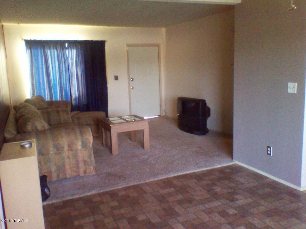 7227 E Bellingham Drive