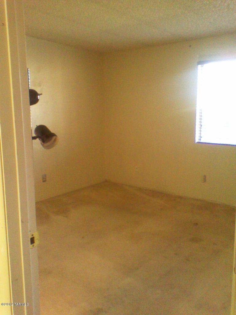 7227 E Bellingham Drive