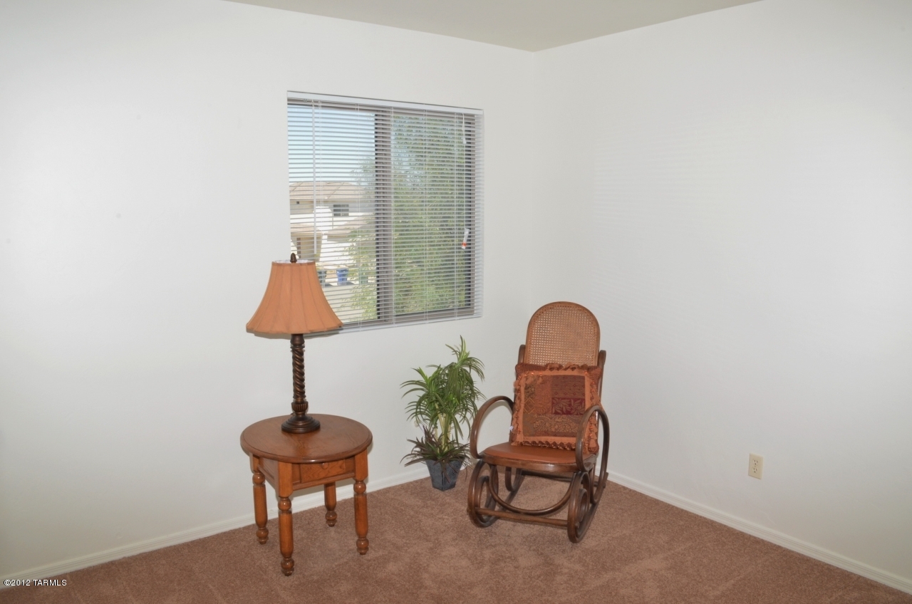 2814 N Silver Island Way