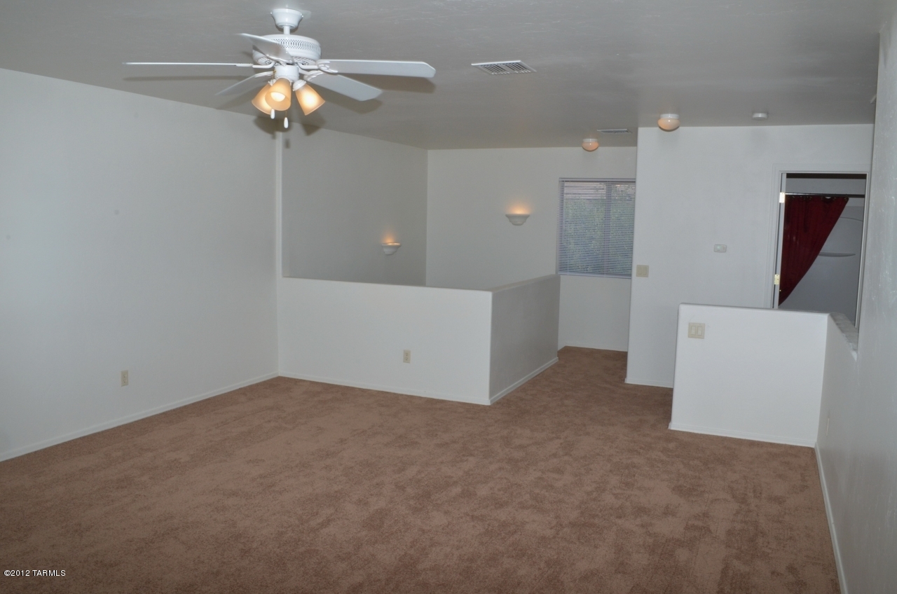 2814 N Silver Island Way