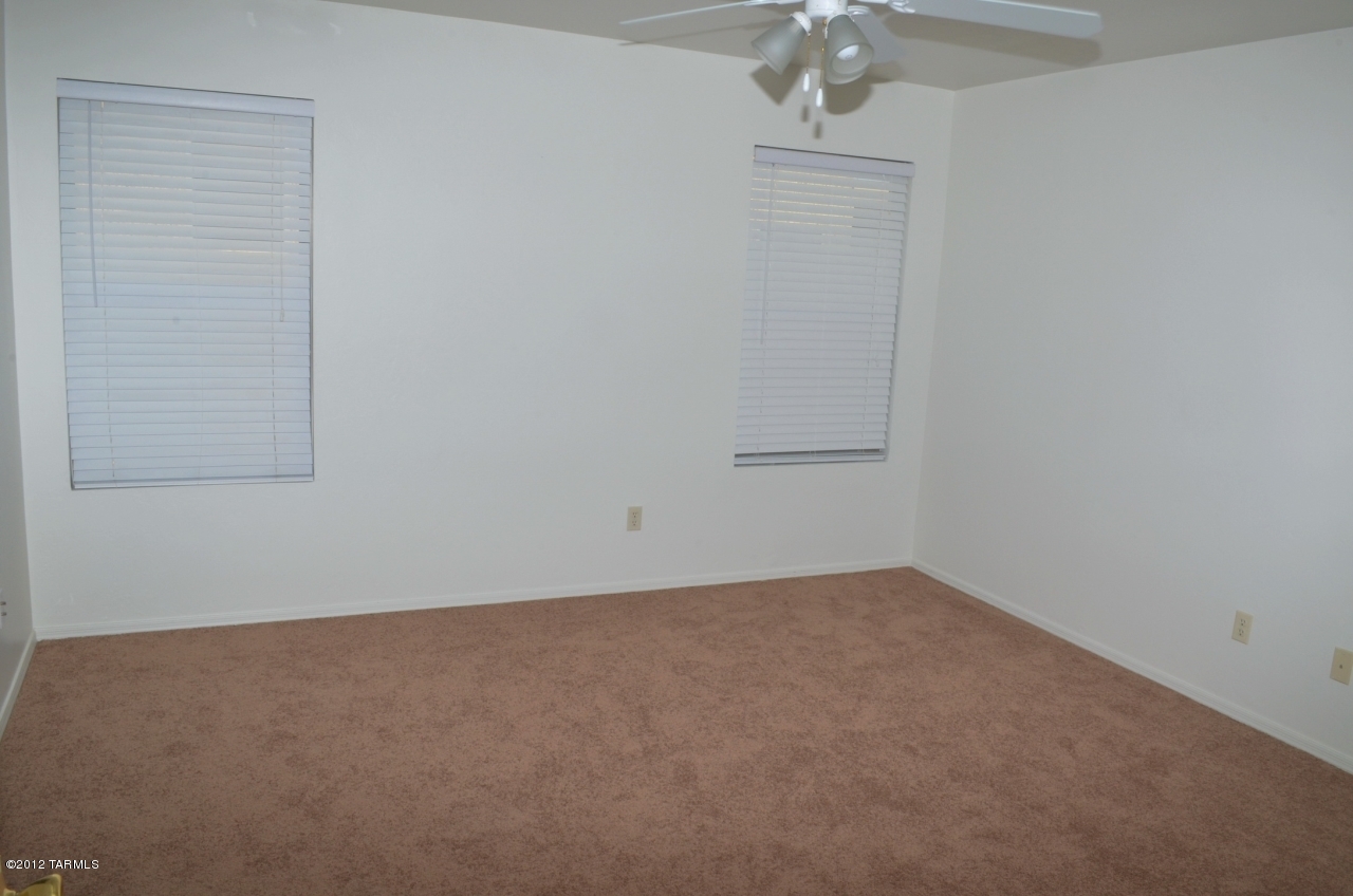 2814 N Silver Island Way