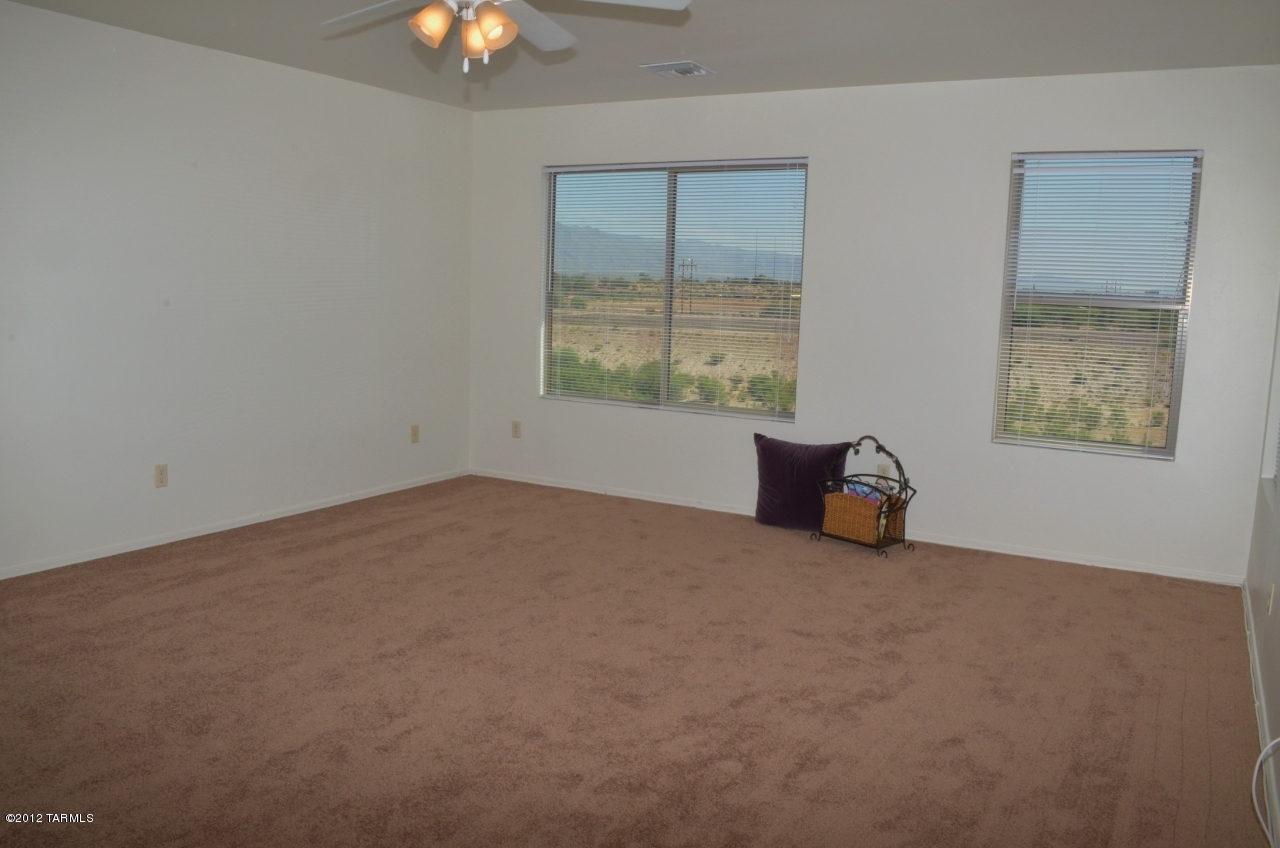 2814 N Silver Island Way