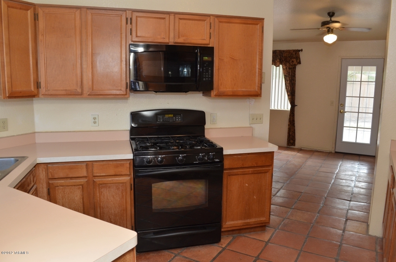 2835 W Sandbrook Lane