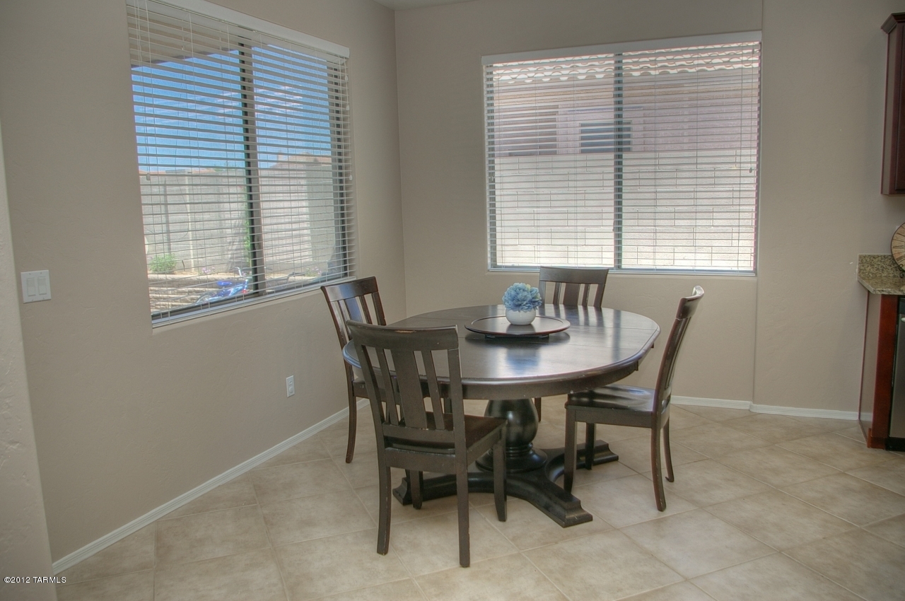 39682 S Mountain Shadow Drive