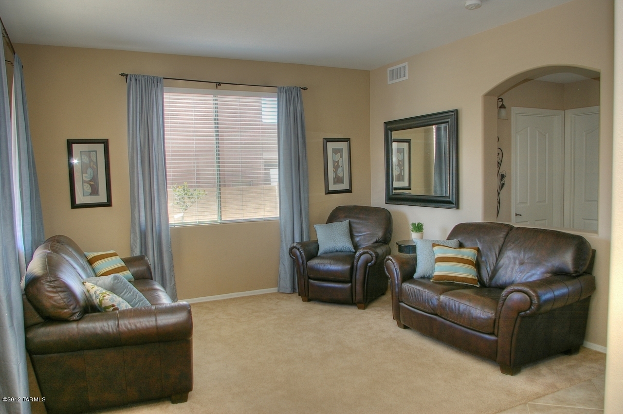 39682 S Mountain Shadow Drive