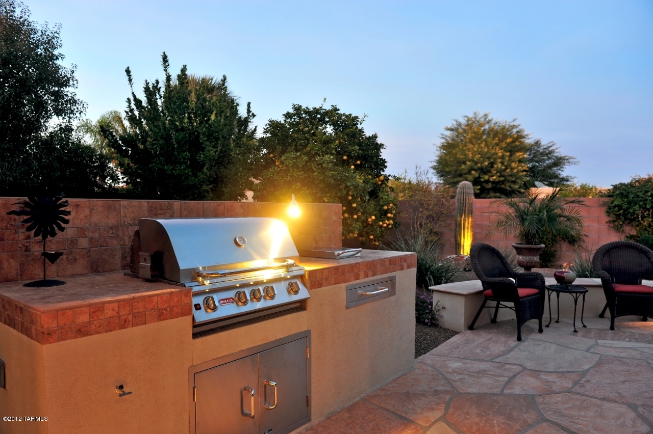 13826 N Silvercreek Place