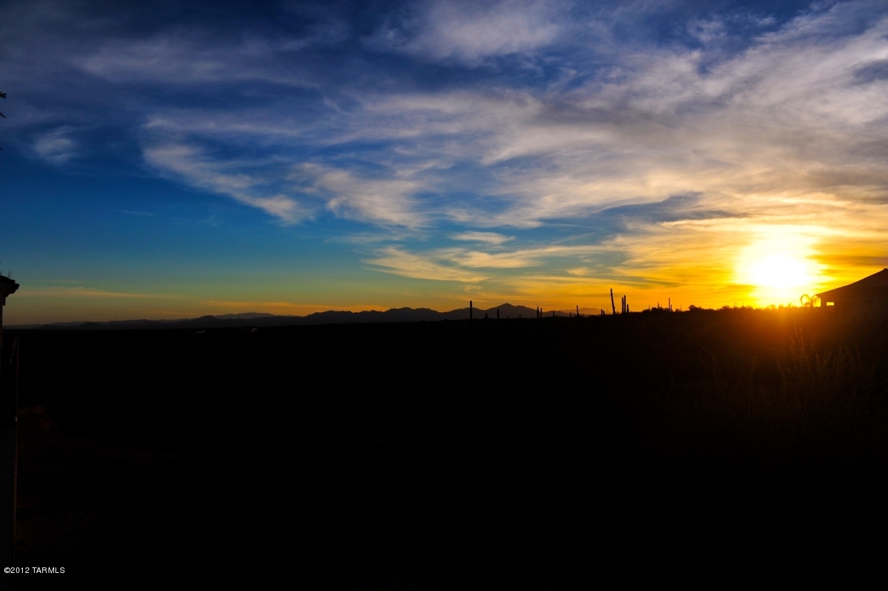 13826 N Silvercreek Place