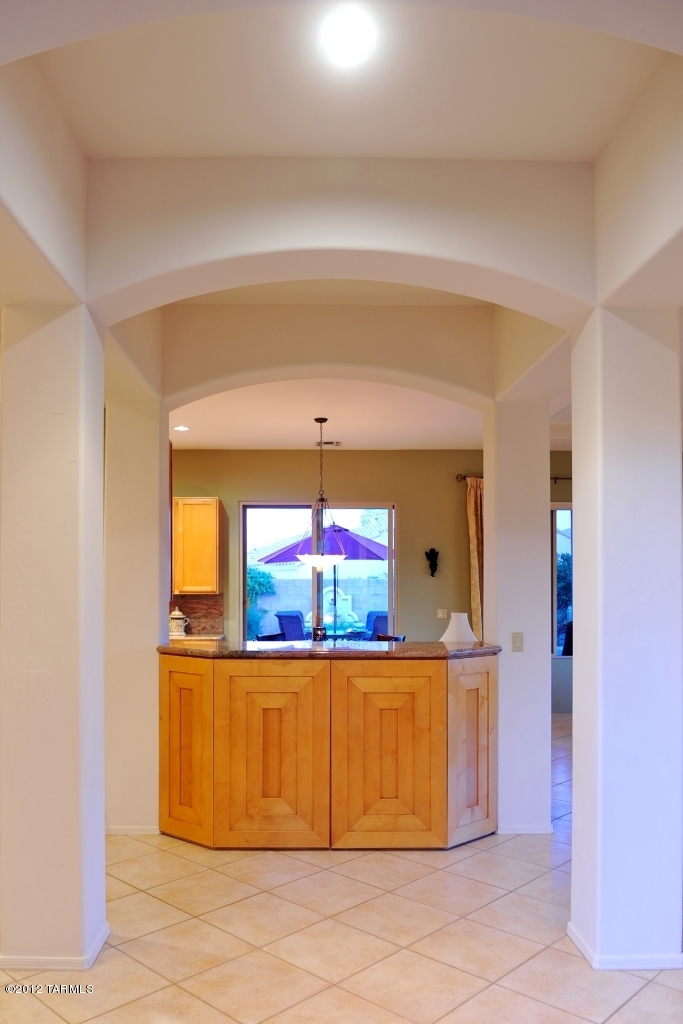 13826 N Silvercreek Place