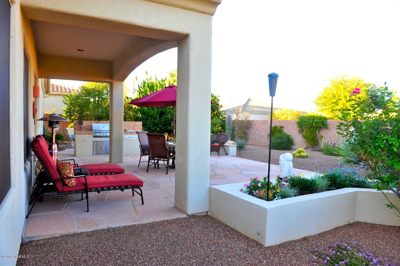 13826 N Silvercreek Place