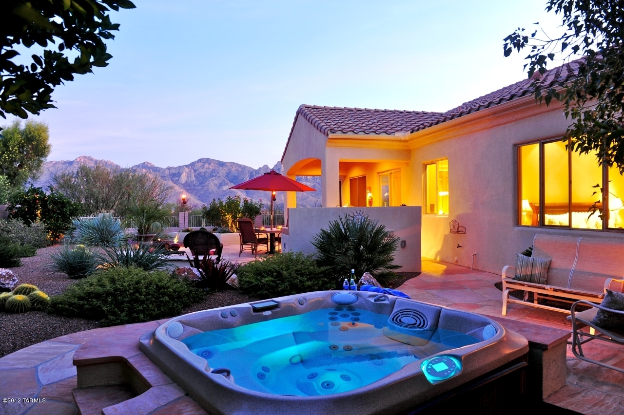 13826 N Silvercreek Place