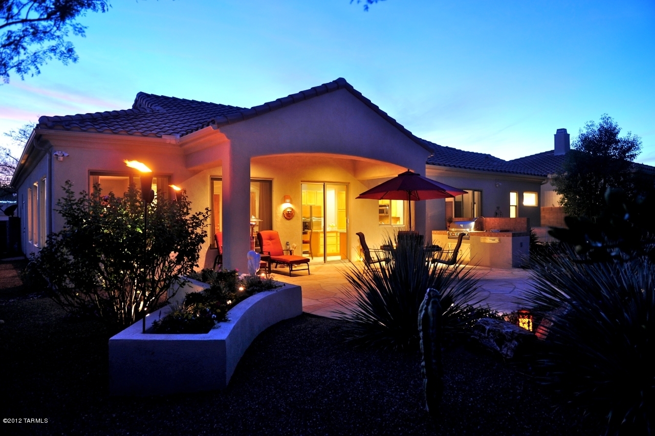 13826 N Silvercreek Place