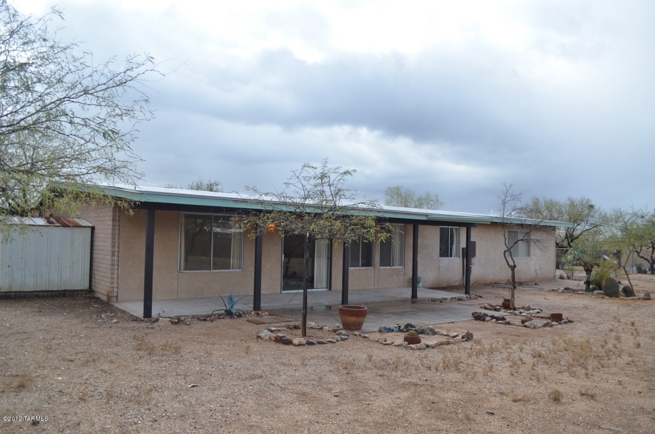 8945 E Indian Canyon Road