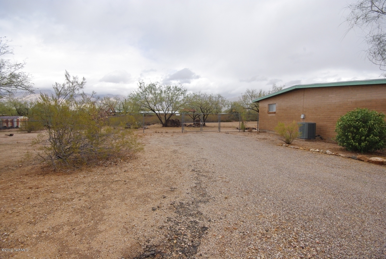 8945 E Indian Canyon Road