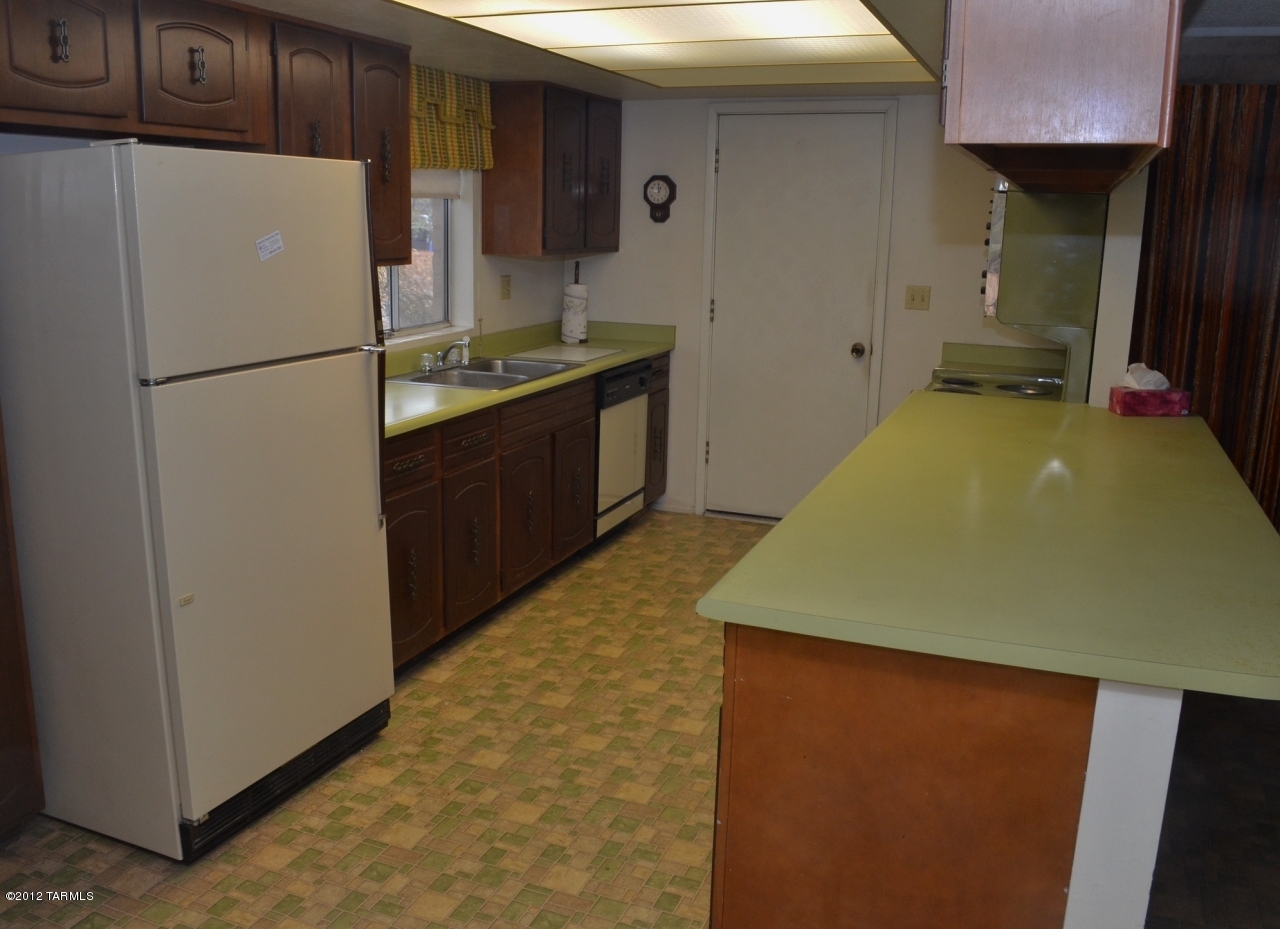 8945 E Indian Canyon Road