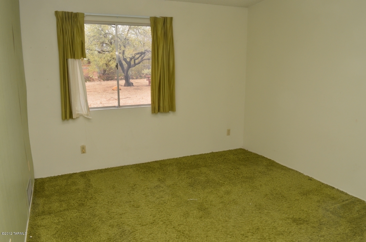 8945 E Indian Canyon Road