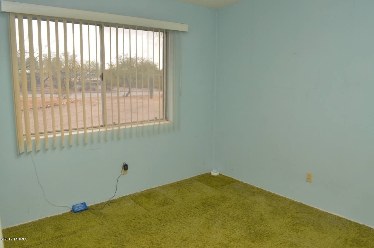 8945 E Indian Canyon Road