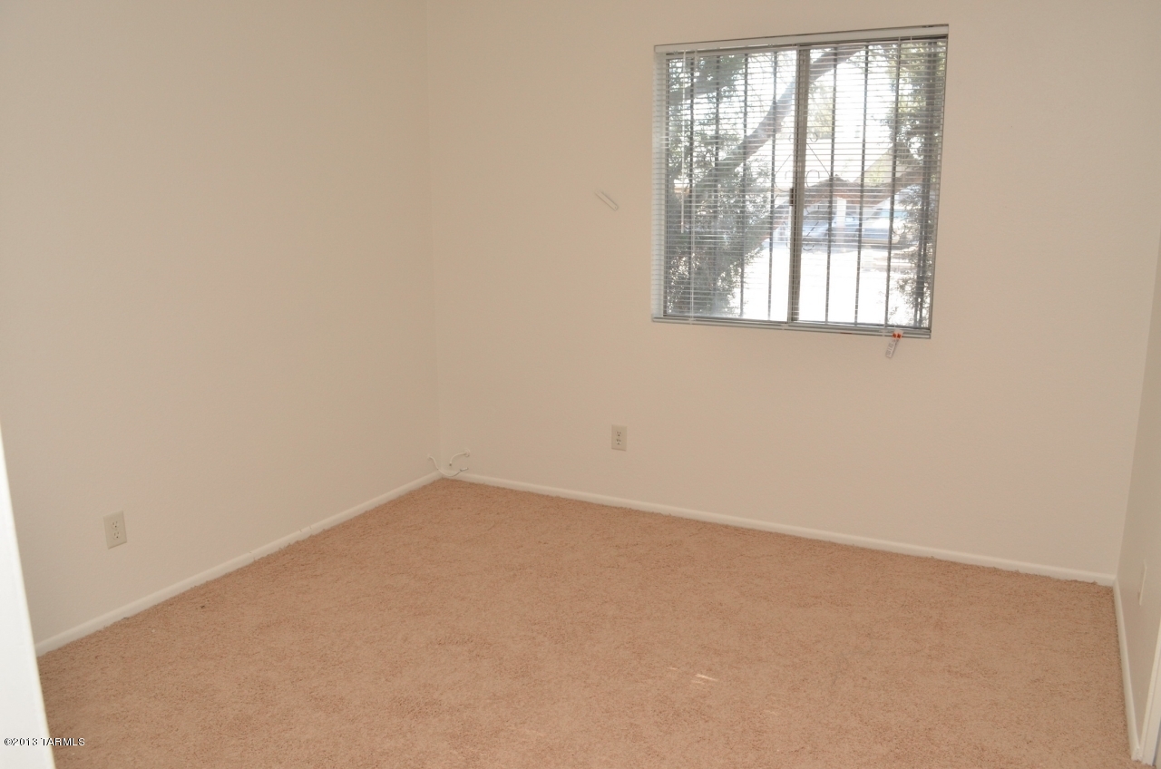 3024 W Wildwood Drive