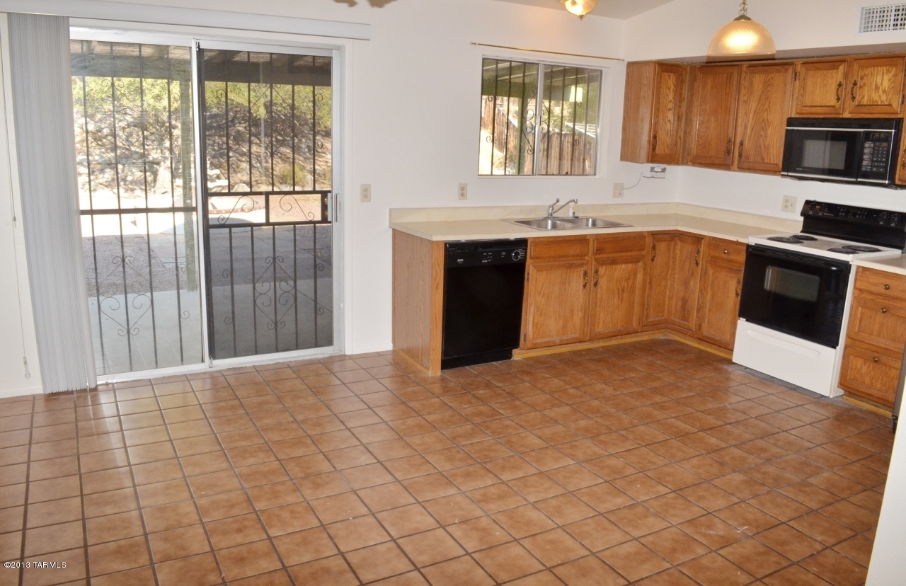 3024 W Wildwood Drive