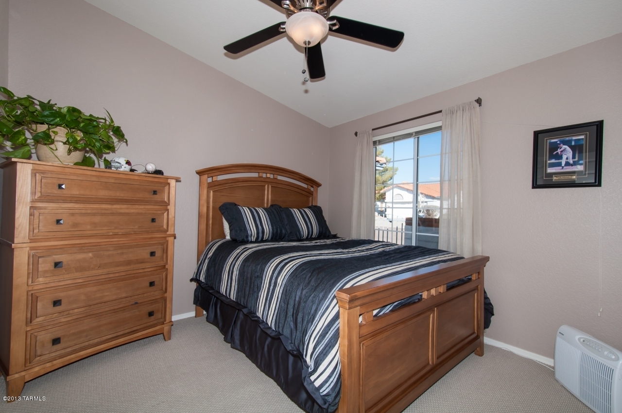 2591 W Camino De La Joya