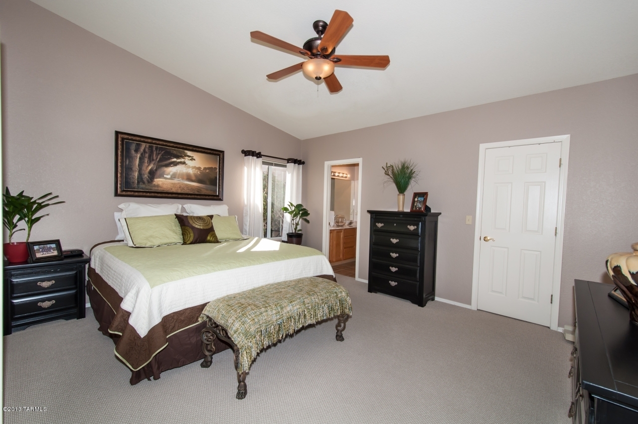 2591 W Camino De La Joya