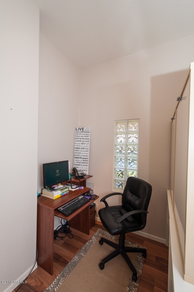 2591 W Camino De La Joya