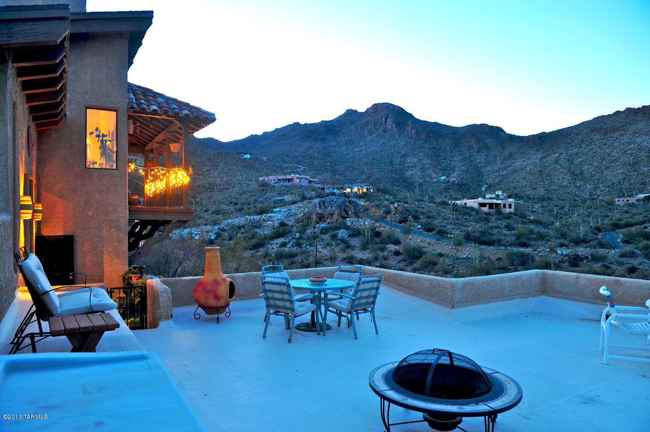 6415 W Lost Canyon Drive