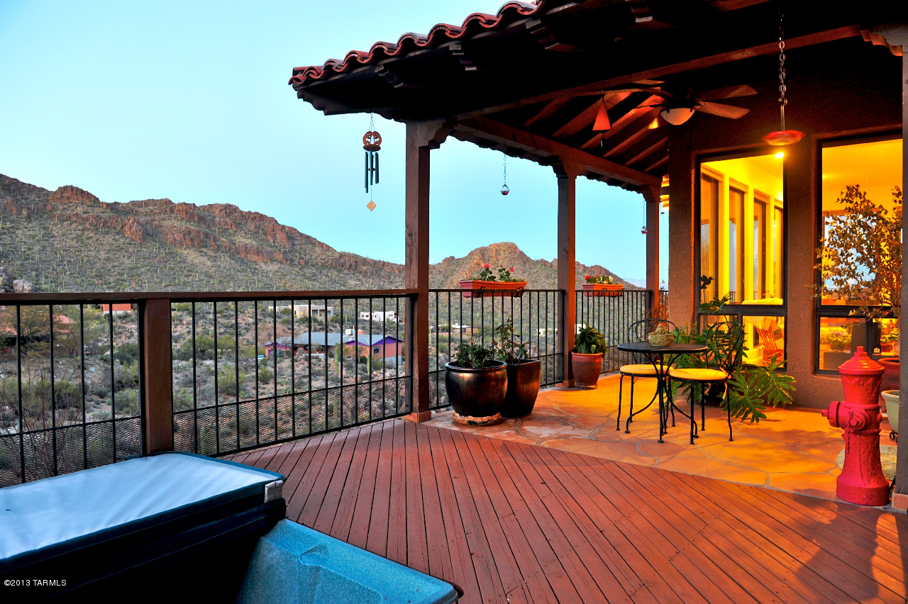 6415 W Lost Canyon Drive