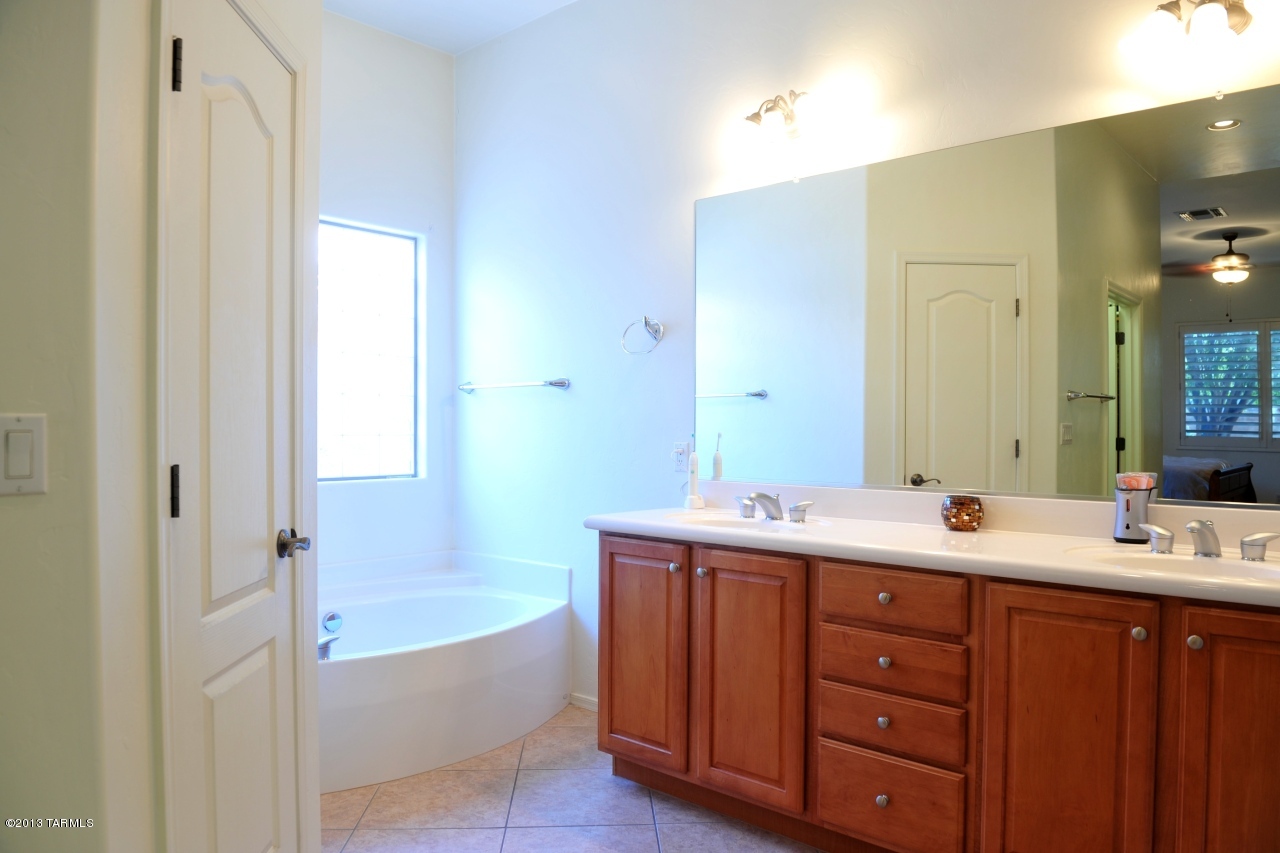 7133 W Lone Flower Drive